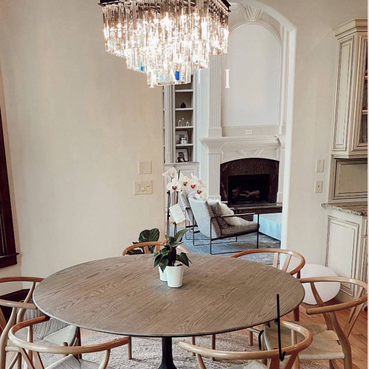 1920s Odeon Crystal Round Chandelier - Customizable Lighting for Living Rooms