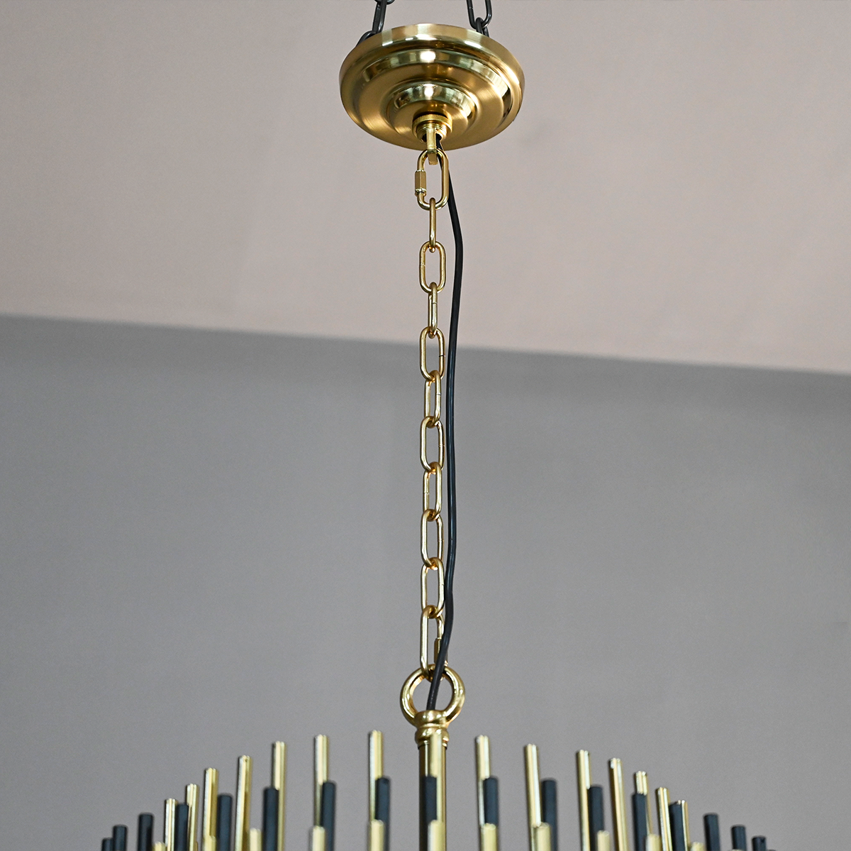 Emile Round Chandelier 24“ 32” 42“