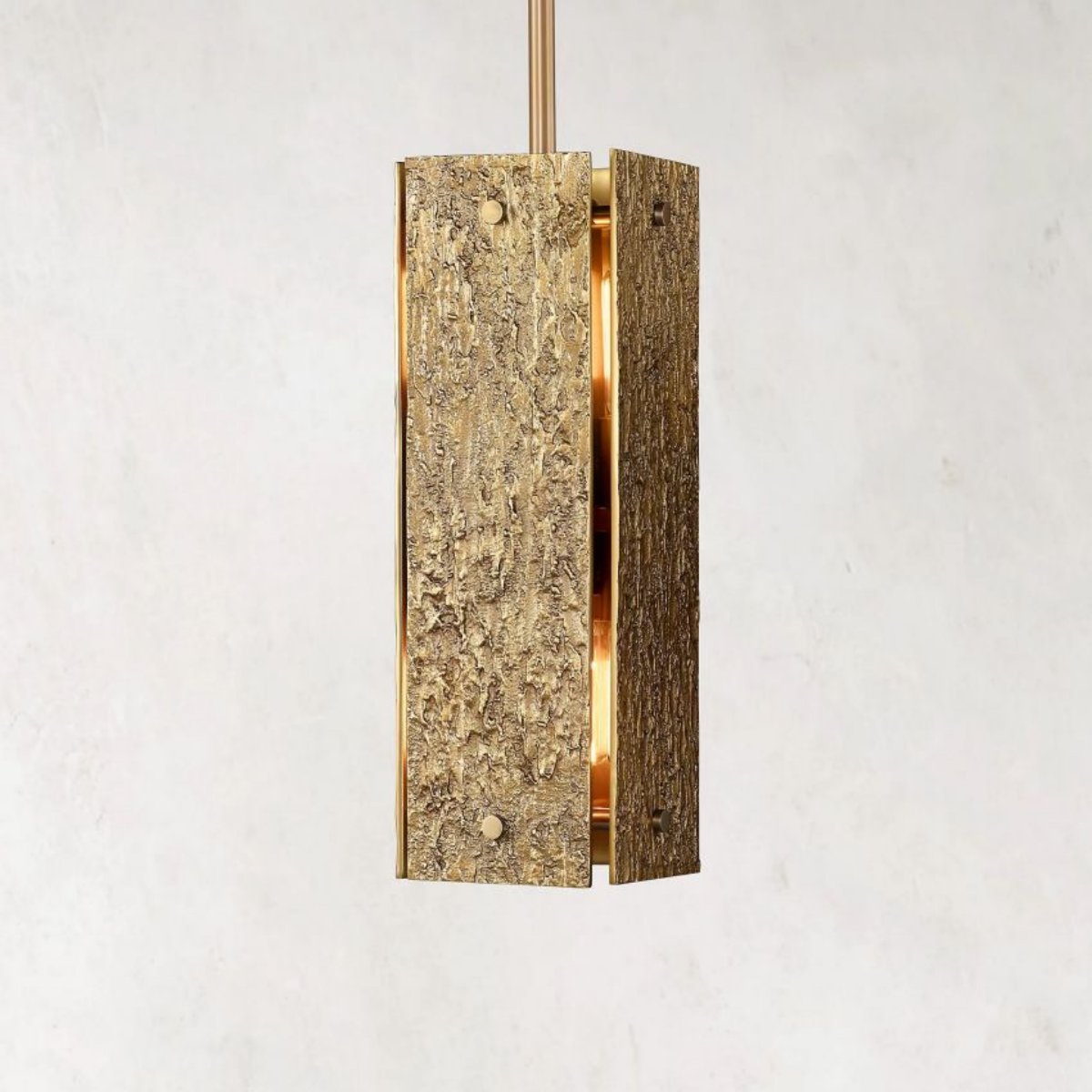 Vouvray Rectangular Pendant D19"